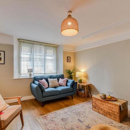 Cheerful 3 Bed Grade II Central Cottage Cirencester Eksteriør billede