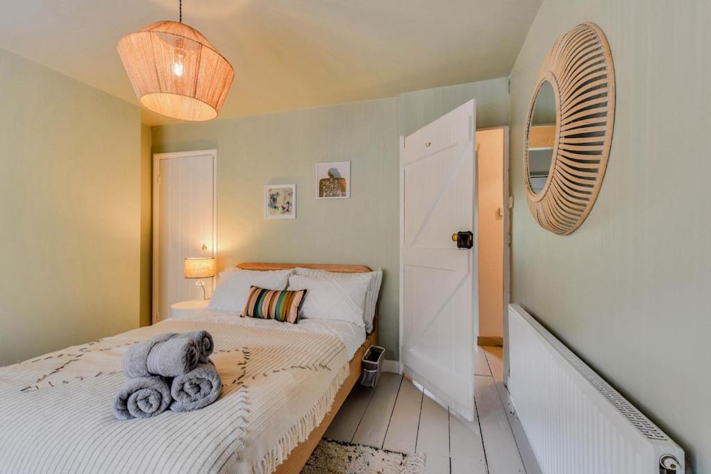Cheerful 3 Bed Grade II Central Cottage Cirencester Eksteriør billede