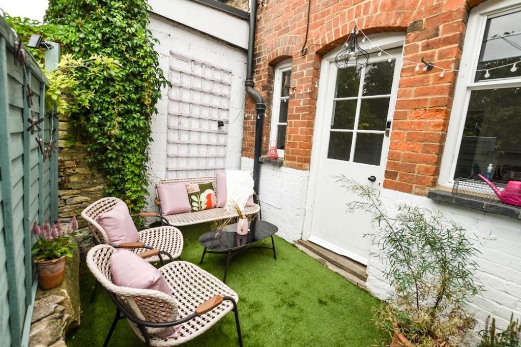 Cheerful 3 Bed Grade II Central Cottage Cirencester Eksteriør billede
