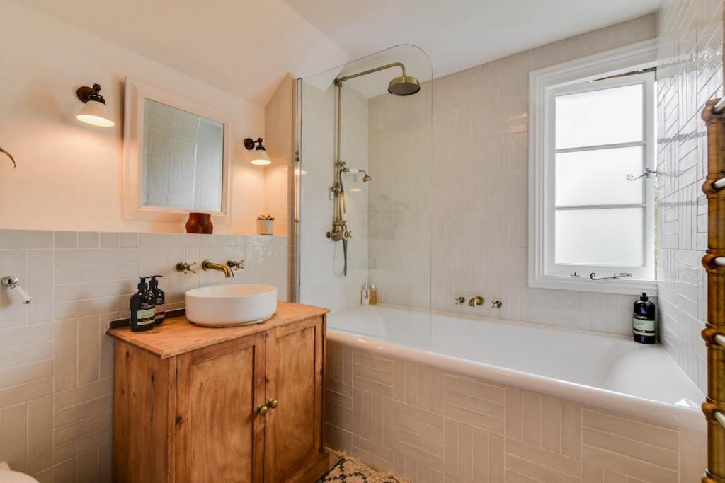 Cheerful 3 Bed Grade II Central Cottage Cirencester Eksteriør billede