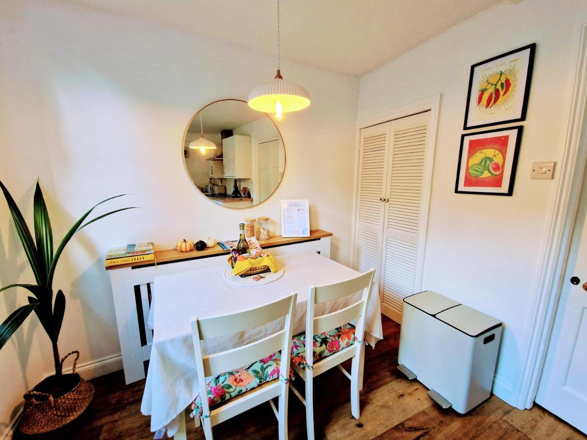 Cheerful 3 Bed Grade II Central Cottage Cirencester Eksteriør billede